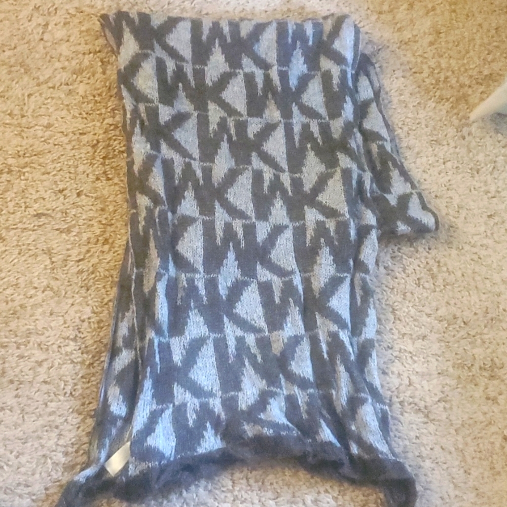 Womens' all over MK logo scarf